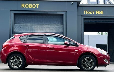 Opel Astra J, 2011 год, 730 000 рублей, 7 фотография
