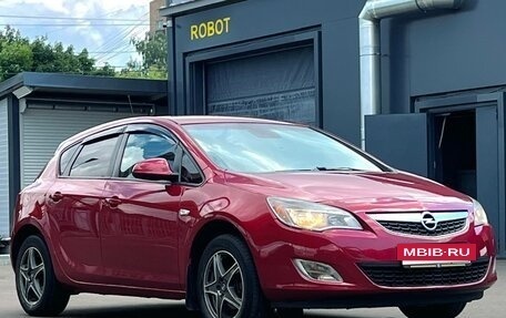 Opel Astra J, 2011 год, 730 000 рублей, 3 фотография