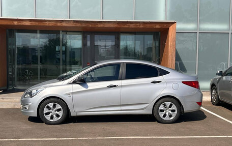 Hyundai Solaris II рестайлинг, 2015 год, 1 100 000 рублей, 5 фотография