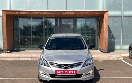 Hyundai Solaris II рестайлинг, 2015 год, 1 100 000 рублей, 2 фотография