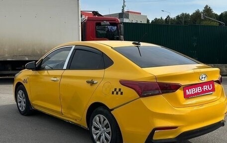Hyundai Solaris II рестайлинг, 2020 год, 850 000 рублей, 5 фотография