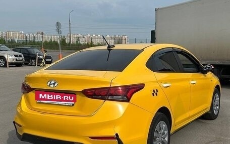 Hyundai Solaris II рестайлинг, 2020 год, 850 000 рублей, 4 фотография