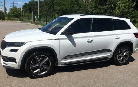 Skoda Kodiaq I, 2021 год, 2 870 000 рублей, 2 фотография