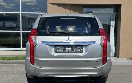 Mitsubishi Pajero IV, 2017 год, 2 950 000 рублей, 5 фотография