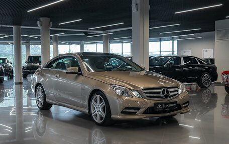 Mercedes-Benz E-Класс, 2012 год, 1 920 000 рублей, 2 фотография