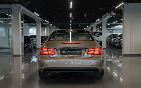 Mercedes-Benz E-Класс, 2012 год, 1 920 000 рублей, 6 фотография