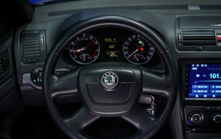 Skoda Octavia, 2010 год, 700 000 рублей, 23 фотография