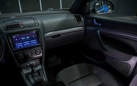 Skoda Octavia, 2010 год, 700 000 рублей, 24 фотография