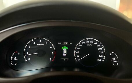 Hyundai Genesis I рестайлинг, 2010 год, 1 150 000 рублей, 15 фотография