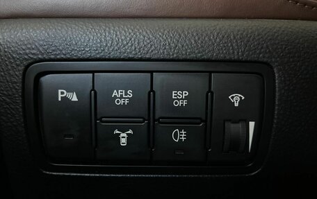 Hyundai Genesis I рестайлинг, 2010 год, 1 150 000 рублей, 21 фотография