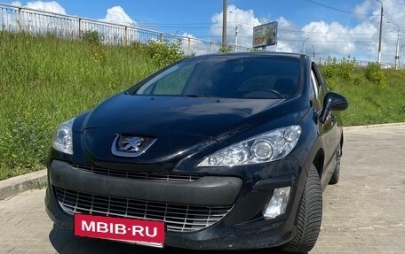 Peugeot 308 II, 2011 год, 345 000 рублей, 2 фотография