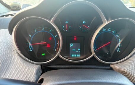Chevrolet Cruze II, 2013 год, 800 000 рублей, 11 фотография