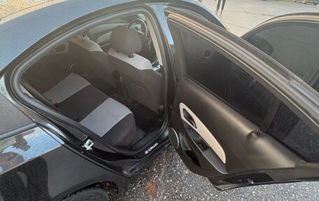 Chevrolet Cruze II, 2013 год, 800 000 рублей, 16 фотография