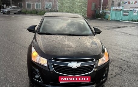 Chevrolet Cruze II, 2013 год, 800 000 рублей, 4 фотография