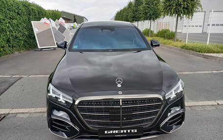 Mercedes-Benz S-Класс, 2026 год, 30 000 000 рублей, 2 фотография