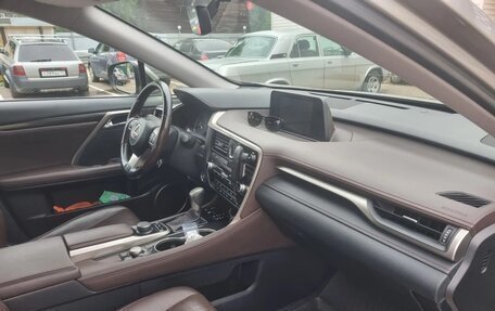Lexus RX IV рестайлинг, 2016 год, 3 800 000 рублей, 12 фотография