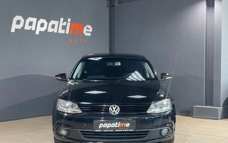 Volkswagen Jetta VI, 2013 год, 950 000 рублей, 2 фотография