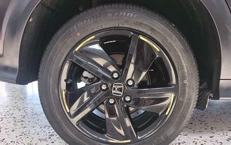 Honda Vezel, 2022 год, 1 350 000 рублей, 12 фотография