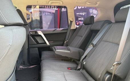 Toyota Land Cruiser Prado 150 рестайлинг 2, 2017 год, 4 649 000 рублей, 29 фотография