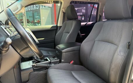 Toyota Land Cruiser Prado 150 рестайлинг 2, 2017 год, 4 649 000 рублей, 28 фотография