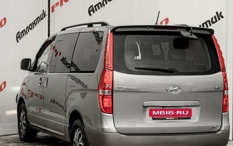 Hyundai Grand Starex Grand Starex I рестайлинг 2, 2017 год, 2 650 000 рублей, 4 фотография