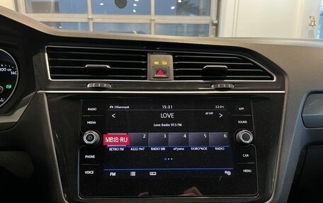 Volkswagen Tiguan II, 2018 год, 2 140 000 рублей, 14 фотография