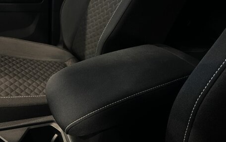Volkswagen Tiguan II, 2018 год, 2 140 000 рублей, 33 фотография