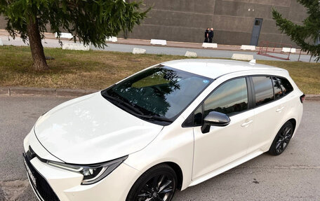 Toyota Corolla, 2022 год, 1 240 000 рублей, 5 фотография
