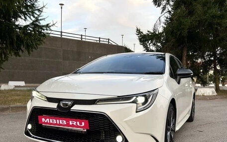Toyota Corolla, 2022 год, 1 240 000 рублей, 2 фотография