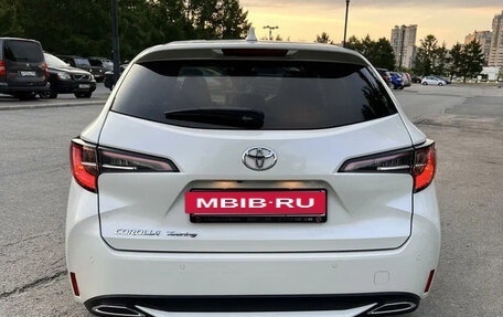 Toyota Corolla, 2022 год, 1 240 000 рублей, 10 фотография