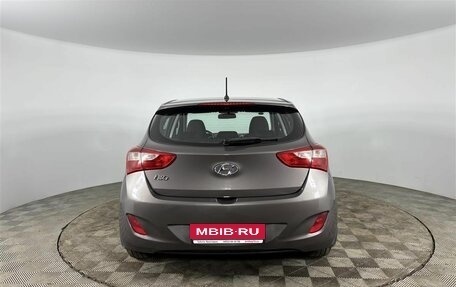 Hyundai i30 II рестайлинг, 2014 год, 970 000 рублей, 6 фотография