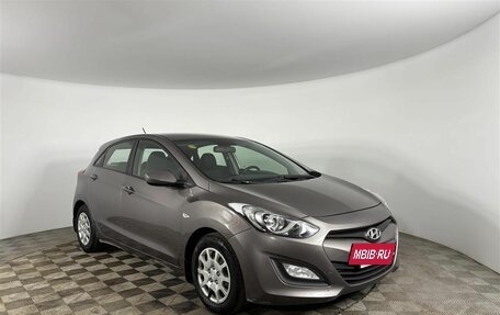 Hyundai i30 II рестайлинг, 2014 год, 970 000 рублей, 3 фотография