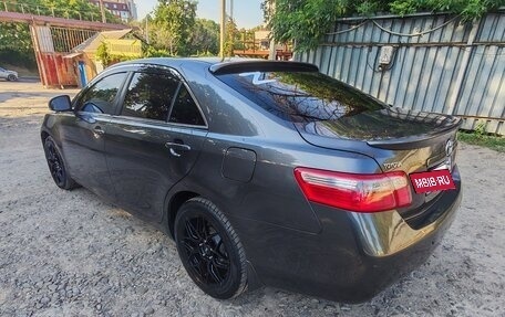 Toyota Camry, 2011 год, 1 200 000 рублей, 2 фотография