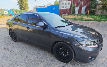 Toyota Camry, 2011 год, 1 200 000 рублей, 4 фотография