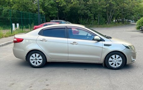KIA Rio III рестайлинг, 2011 год, 595 000 рублей, 2 фотография