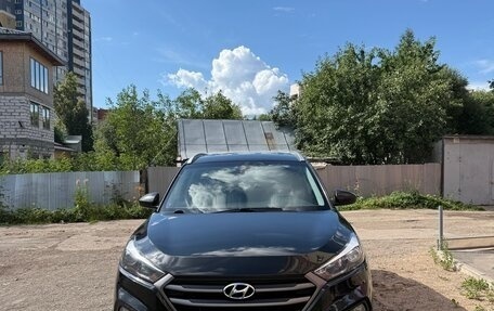 Hyundai Tucson III, 2018 год, 2 000 000 рублей, 2 фотография