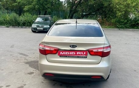 KIA Rio III рестайлинг, 2011 год, 595 000 рублей, 3 фотография