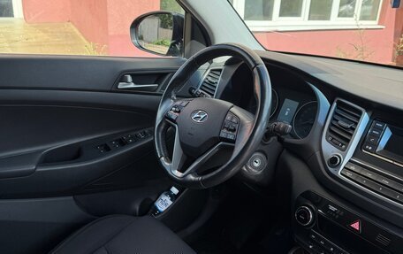 Hyundai Tucson III, 2018 год, 2 000 000 рублей, 7 фотография