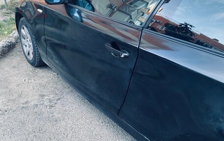 BMW 1 серия, 2008 год, 420 000 рублей, 2 фотография