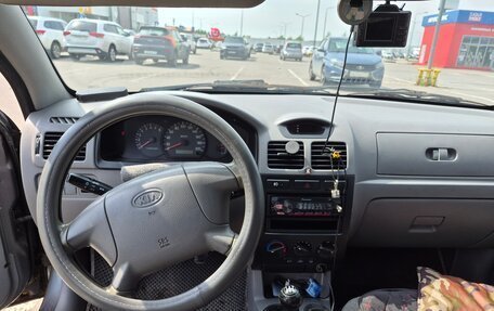 KIA Rio II, 2004 год, 300 000 рублей, 7 фотография
