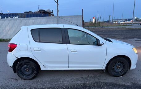 Renault Sandero II рестайлинг, 2017 год, 700 000 рублей, 4 фотография