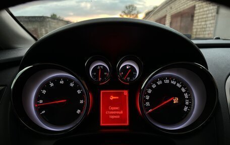 Opel Astra J, 2011 год, 500 000 рублей, 22 фотография