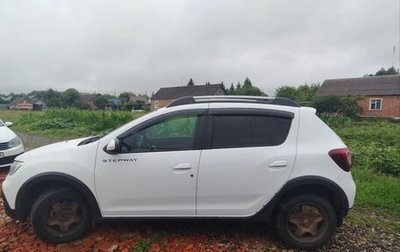 Renault Sandero II рестайлинг, 2021 год, 700 000 рублей, 1 фотография
