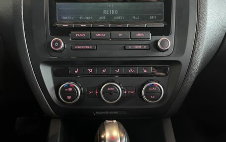 Volkswagen Jetta VI, 2013 год, 1 050 000 рублей, 15 фотография