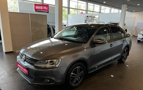 Volkswagen Jetta VI, 2013 год, 1 050 000 рублей, 7 фотография