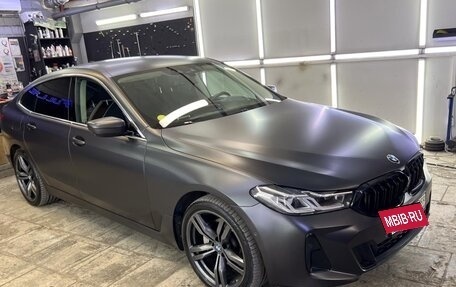 BMW 6 серия, 2019 год, 999 999 рублей, 2 фотография