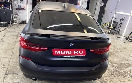 BMW 6 серия, 2019 год, 999 999 рублей, 3 фотография