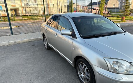 Toyota Avensis III рестайлинг, 2004 год, 539 000 рублей, 4 фотография