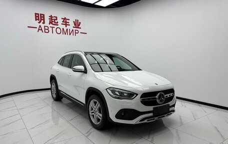 Mercedes-Benz GLA, 2022 год, 1 960 000 рублей, 2 фотография