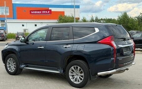 Mitsubishi Pajero Sport III рестайлинг, 2018 год, 3 480 000 рублей, 6 фотография